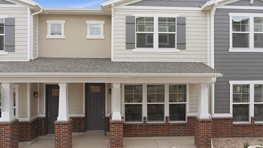 A leased 3 bed, 2.5 bath townhome in Herriman, Utah